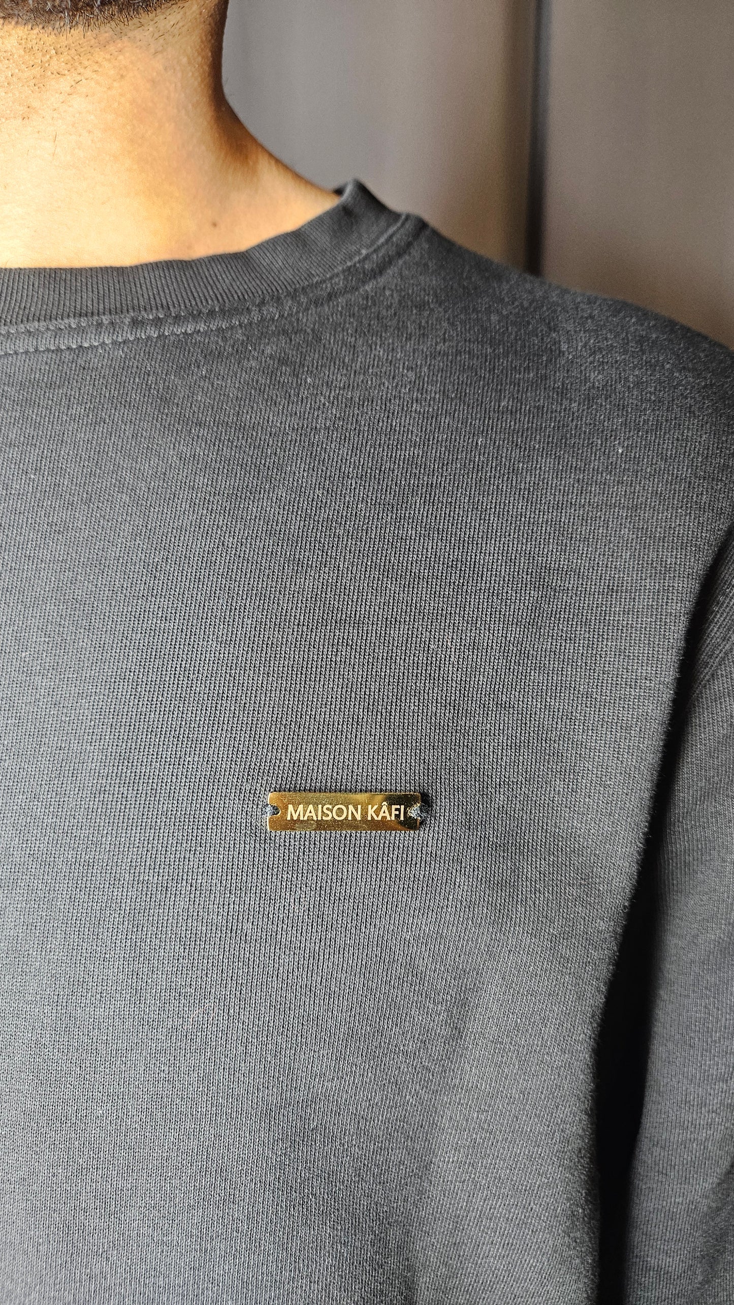 Sweat-shirt à col rond Élégance