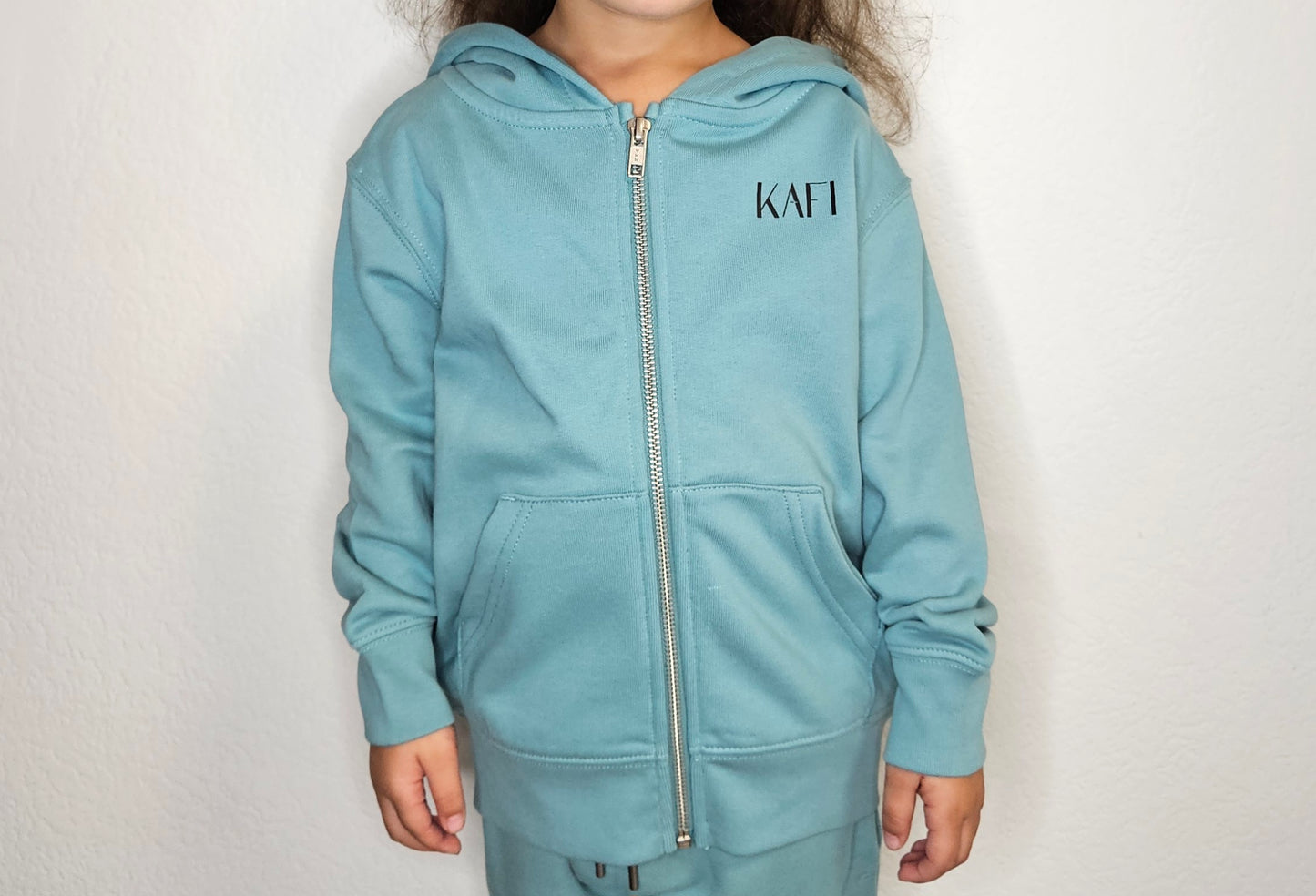 Sweat-shirt à capuche zippé enfant